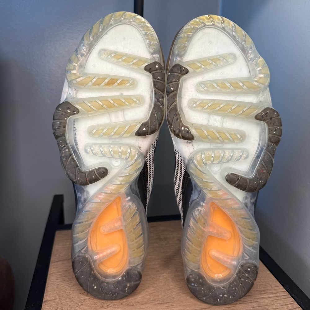Nike White Black Yellow VaporMax Knit Sneakers - Picture 6 of 7